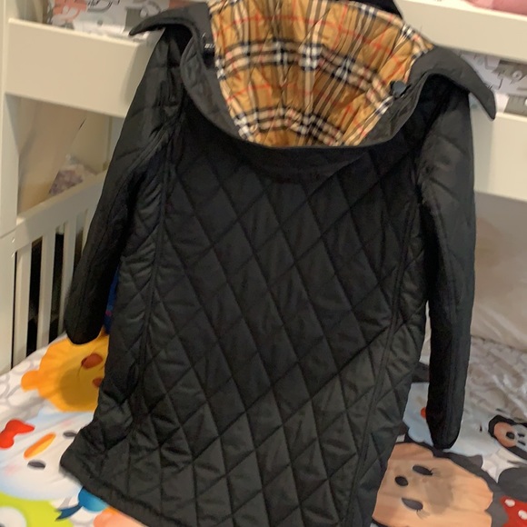 Burberry Dereham Quilted Jacket - Picture 13 of 13